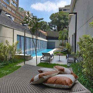 Handy Paraiso Condominio Com Piscina Ao Lado Do Ibirapuera